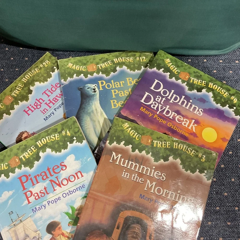 Magic Tree House 📚set Pirates, Polar Bears, Dolphins, Mummies, High Tide Hawaii